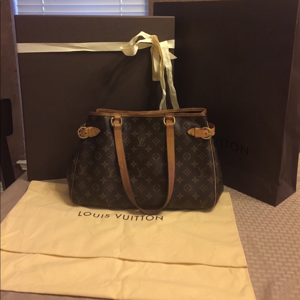Authentic Louis Vuitton Batignolles